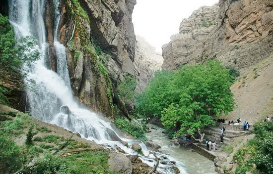 آبشار آب سفيد اليگودرز