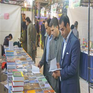حضور سرپرست شهرداری خرم‌آباد از نمایشگاه بزرگ کتاب