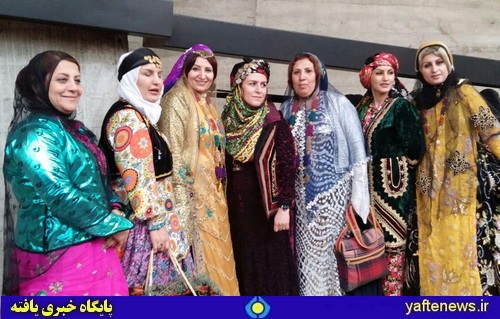 اولین جشنواره‌ی پیوند پوشاک اقوام ایران با حضور نمایندگانی از لرستان در تهران 