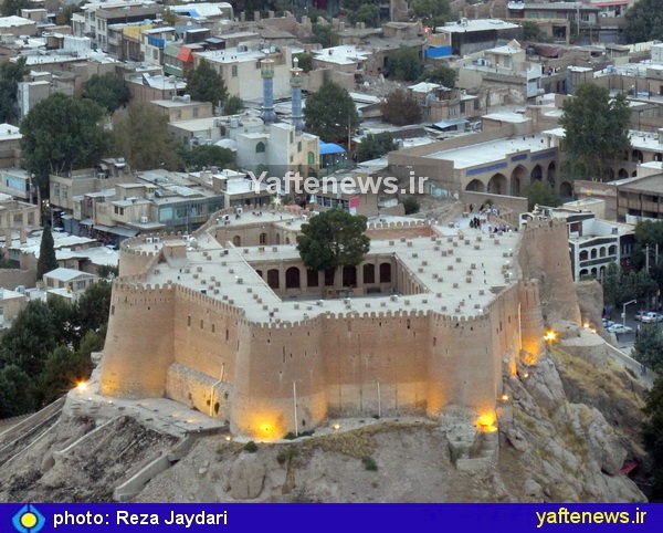 قلعه تاريخي فلك‌الافلاك خرم‌‌آباد از نماي شرقي