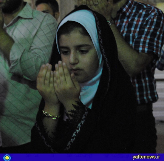 گزارش تصویری: نماز باشکوه عید فطر در خرم‌آباد برگزار شد